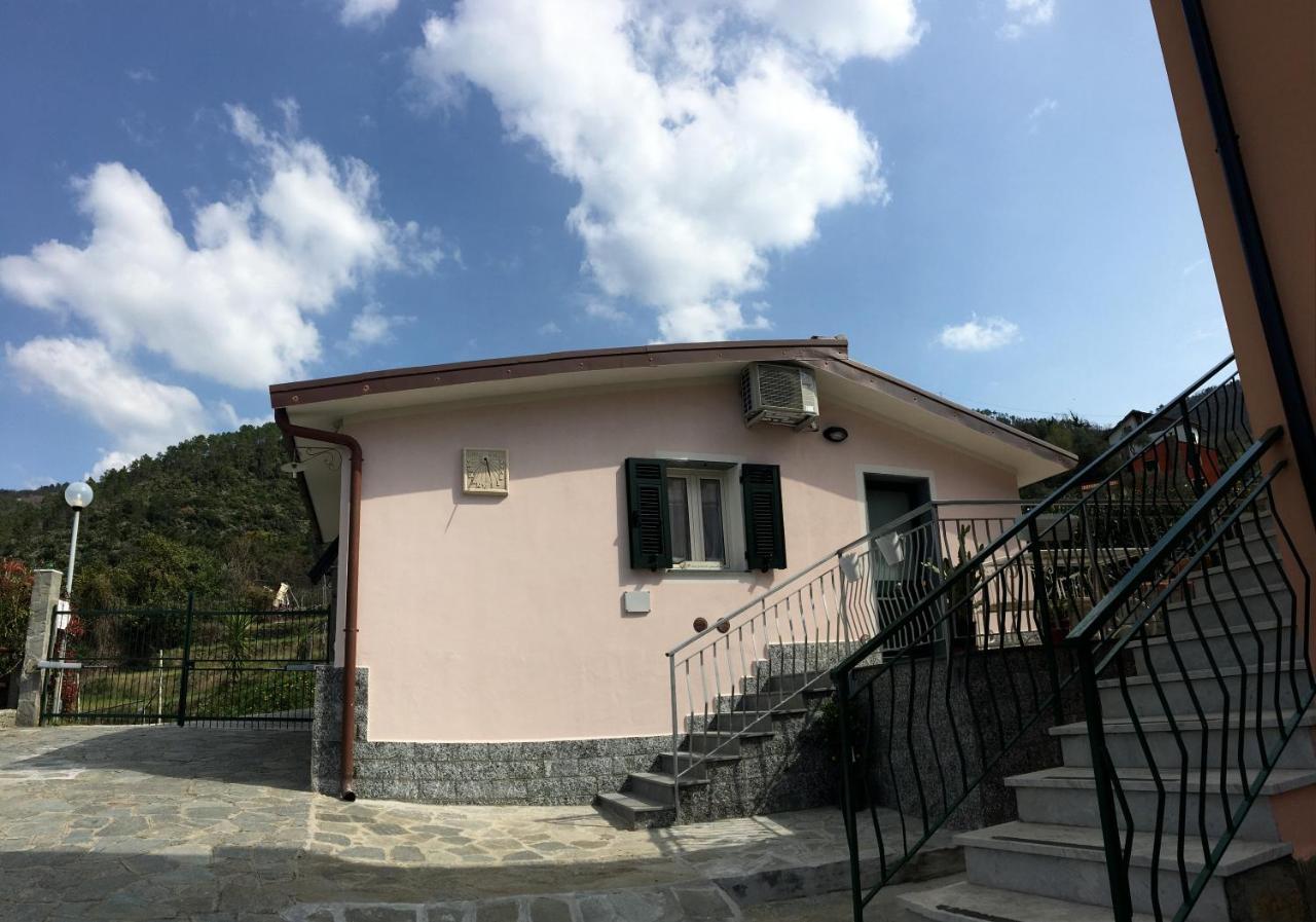La Casa Di Menny Maison De Campagne Монелья Екстер'єр фото
